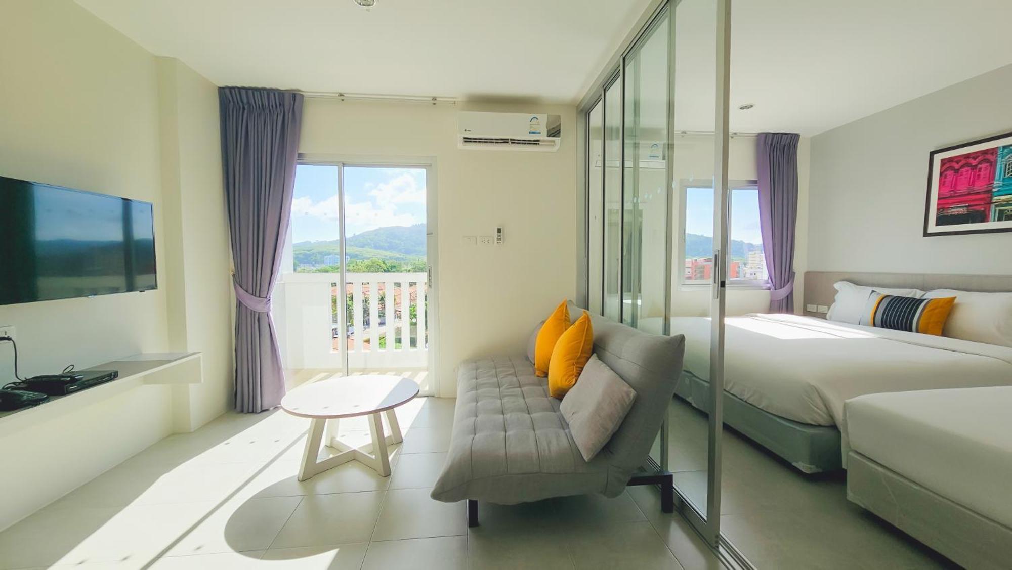 Recenta Suite Phuket Suanluang Екстериор снимка