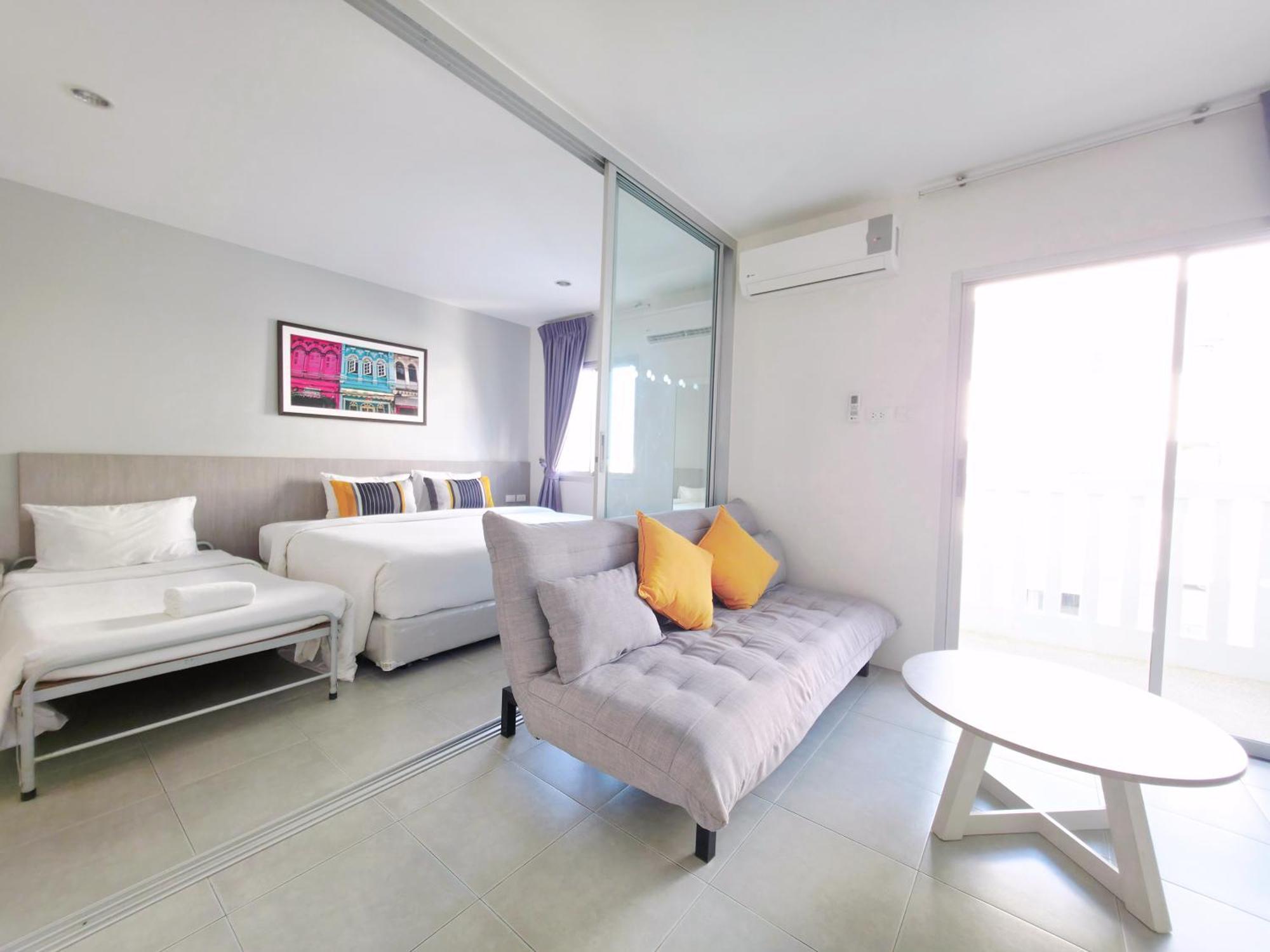 Recenta Suite Phuket Suanluang Екстериор снимка