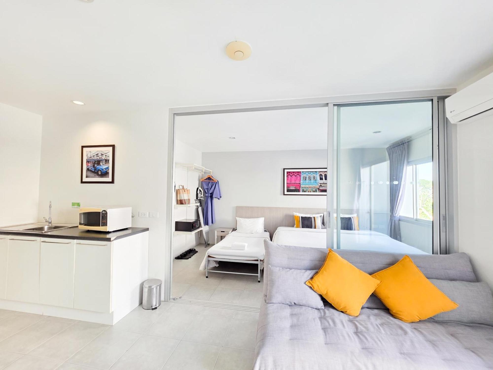 Recenta Suite Phuket Suanluang Екстериор снимка