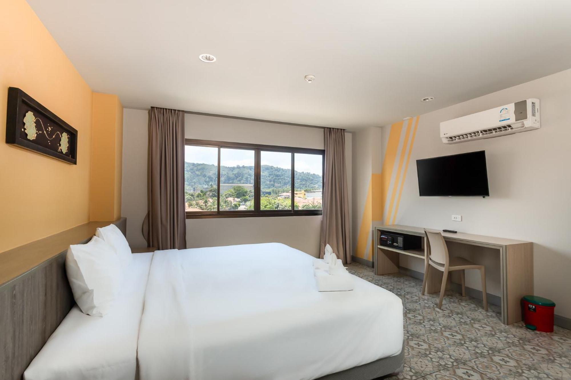 Recenta Suite Phuket Suanluang Екстериор снимка