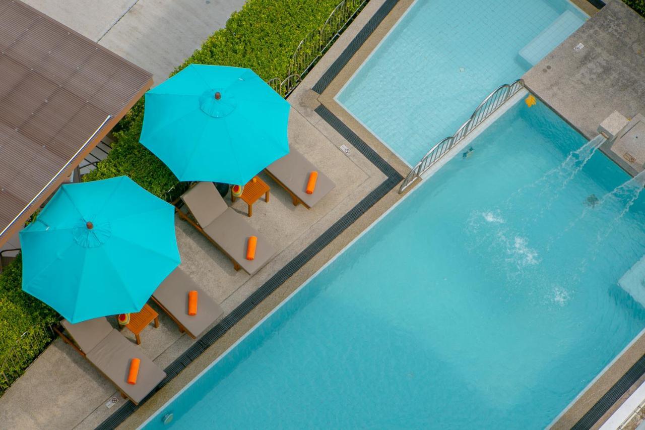 Recenta Suite Phuket Suanluang Екстериор снимка