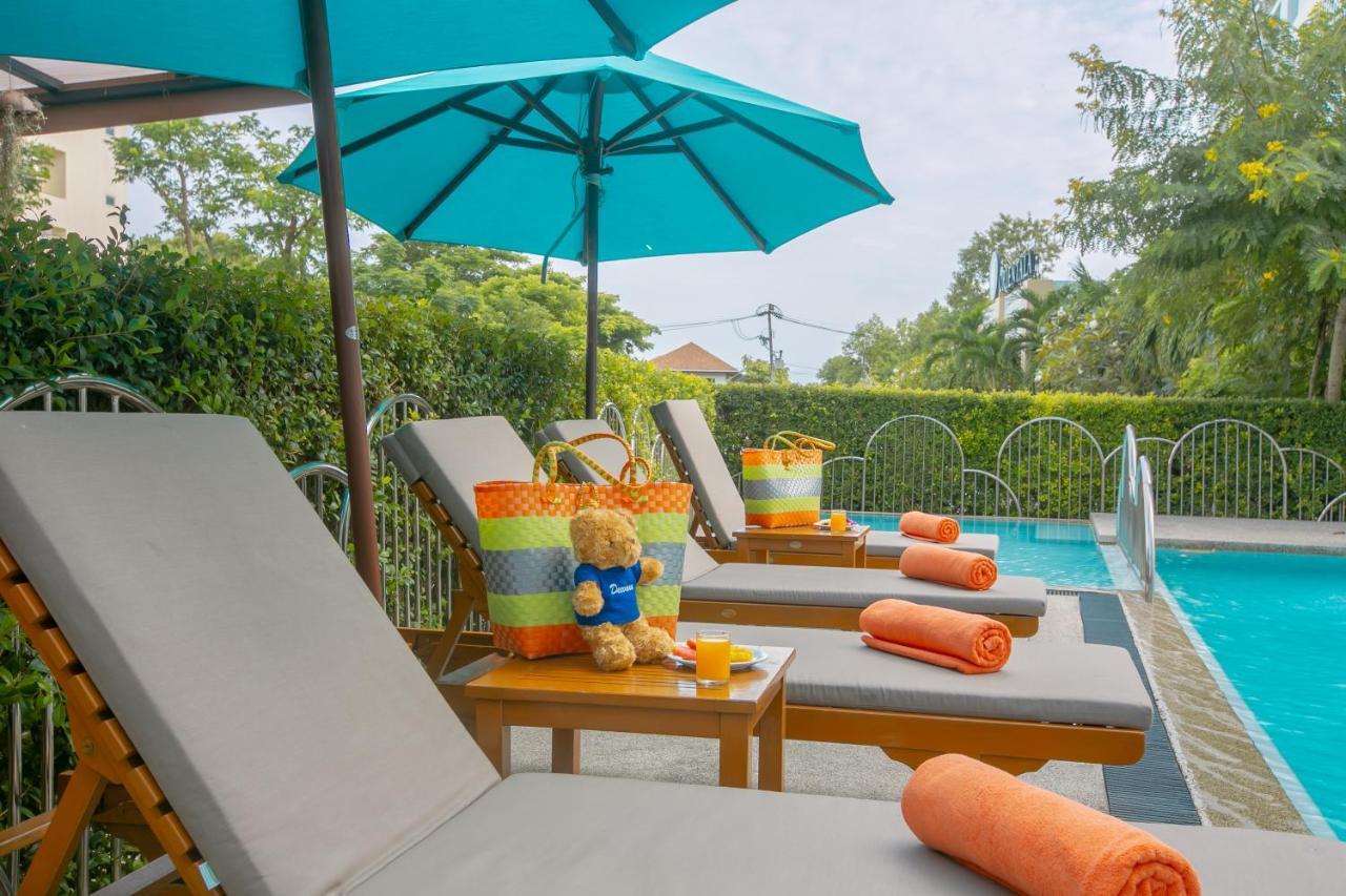 Recenta Suite Phuket Suanluang Екстериор снимка